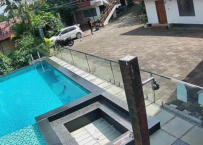 Luxury Home Stay With PoolVilla