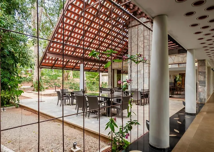 Stayvista At Acacia Two - Pet FriendlyVilla